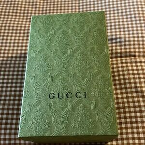 Gucci gift box in excellent condition